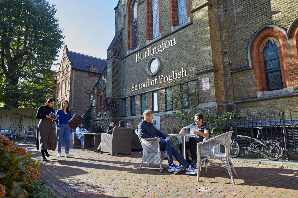 Burlington School gallery image 4