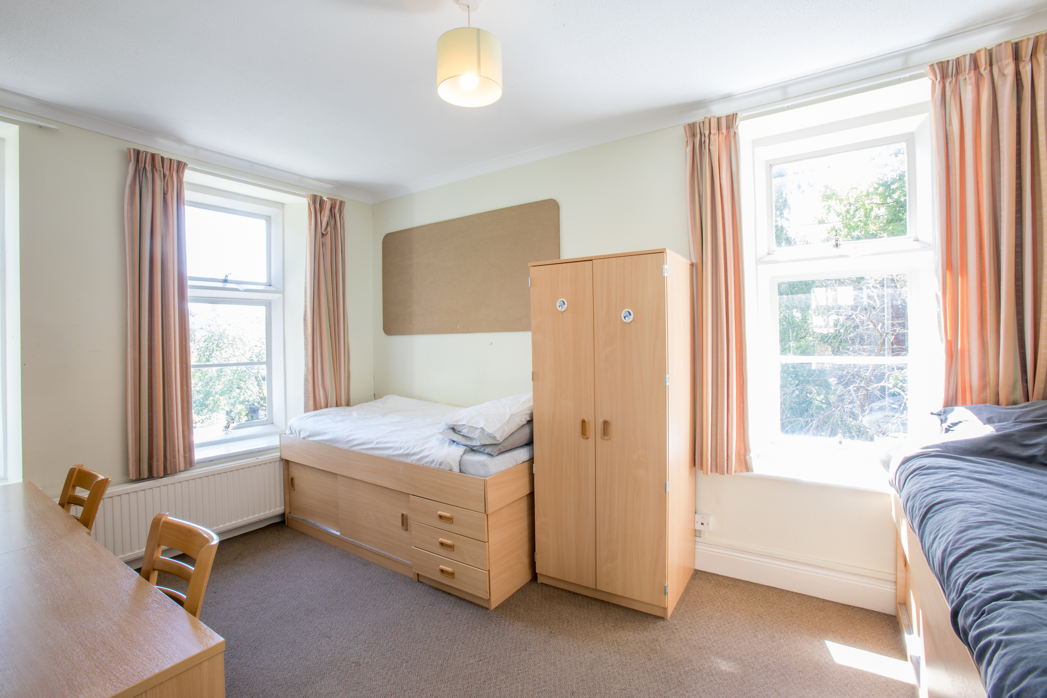 UK Language Courses (UKLC) gallery image 2